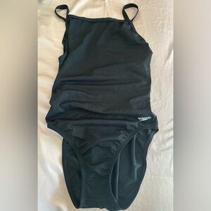 Speedo swimsuit NWOT women Endurance+ plus flyback size 10 36 one piece black